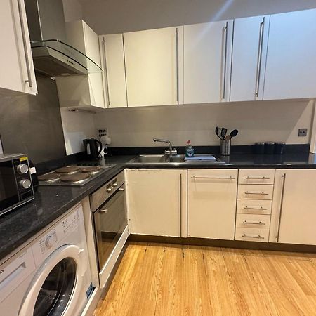 Comfortable - Cosy - Budget Studios In City Center 伦敦 外观 照片