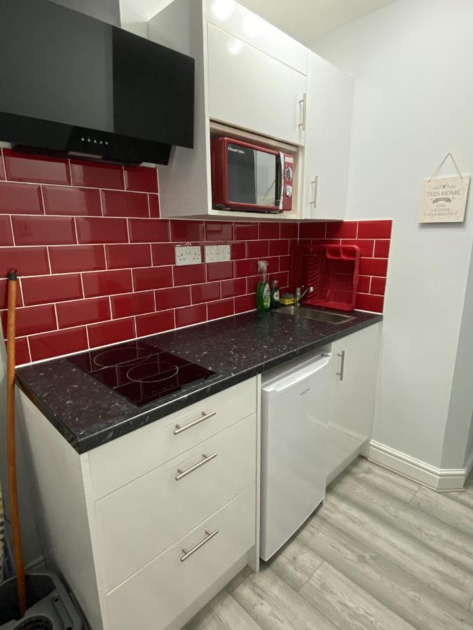 Comfortable - Cosy - Budget Studios In City Center 伦敦 外观 照片
