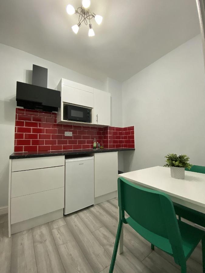 Comfortable - Cosy - Budget Studios In City Center 伦敦 外观 照片