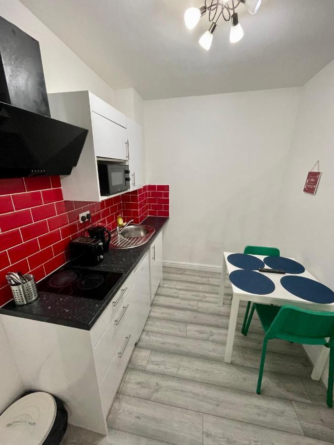 Comfortable - Cosy - Budget Studios In City Center 伦敦 外观 照片