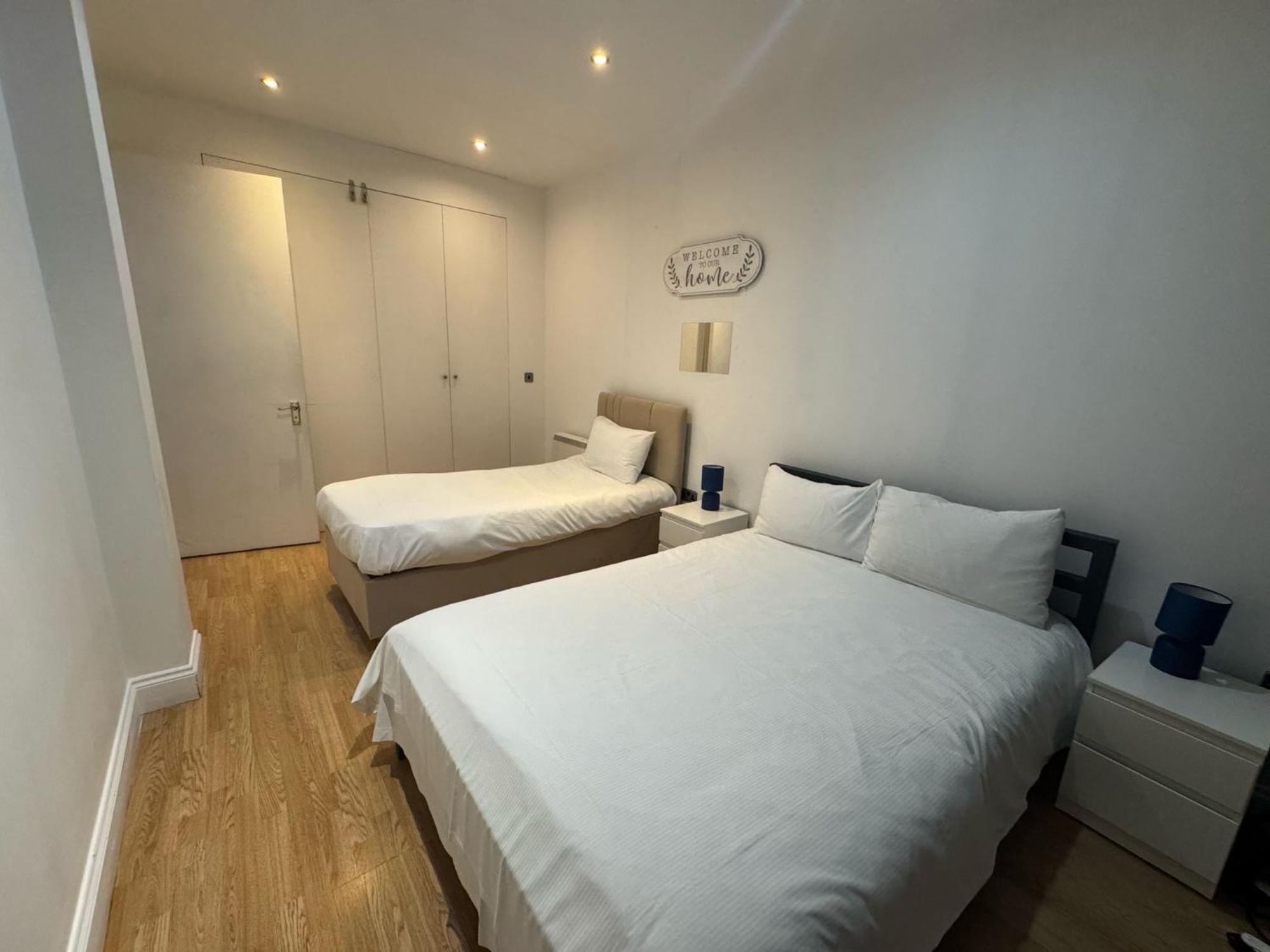 Comfortable - Cosy - Budget Studios In City Center 伦敦 外观 照片